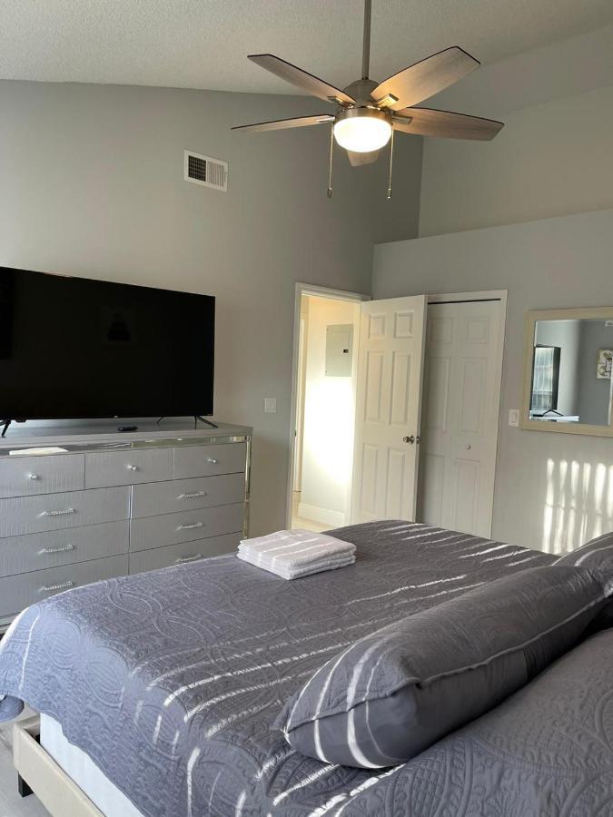 Grand Executive 3Br Condo Apartment Near Disney Parks Kissimmee Bagian luar foto