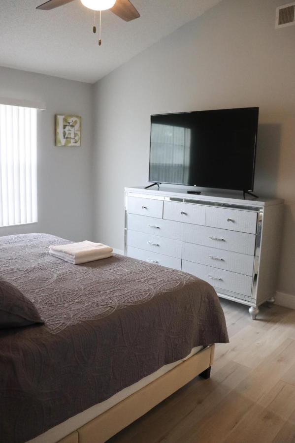Grand Executive 3Br Condo Apartment Near Disney Parks Kissimmee Bagian luar foto